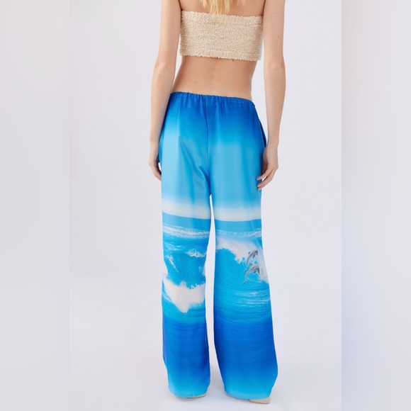 NWOT Urban Outfitters Jenna Printed Satin Pull-On Pants Medium Blue Multi - Picture 3 of 11